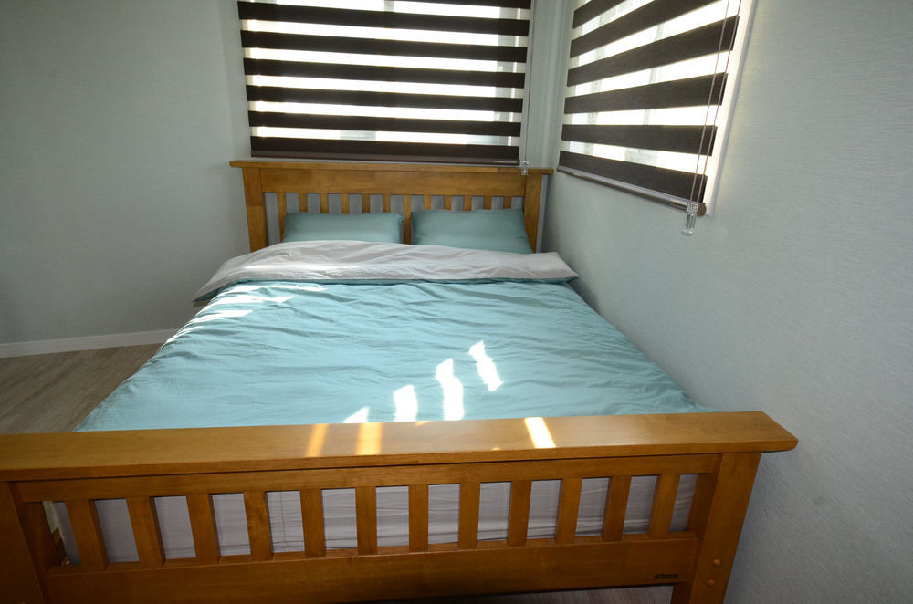 Kingkong Guesthouse Μπουσάν Εξωτερικό φωτογραφία